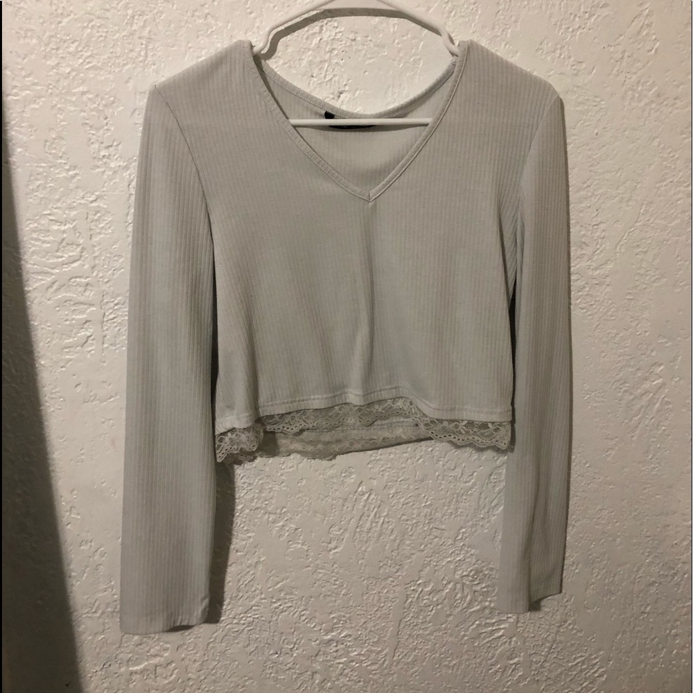 GUC SHEIN Off-White Long sleeve crop top w/ lace bottom, STRETCHY, Size XL